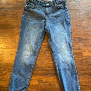 Old Navy Straight leg Skinny Jeans Size 4